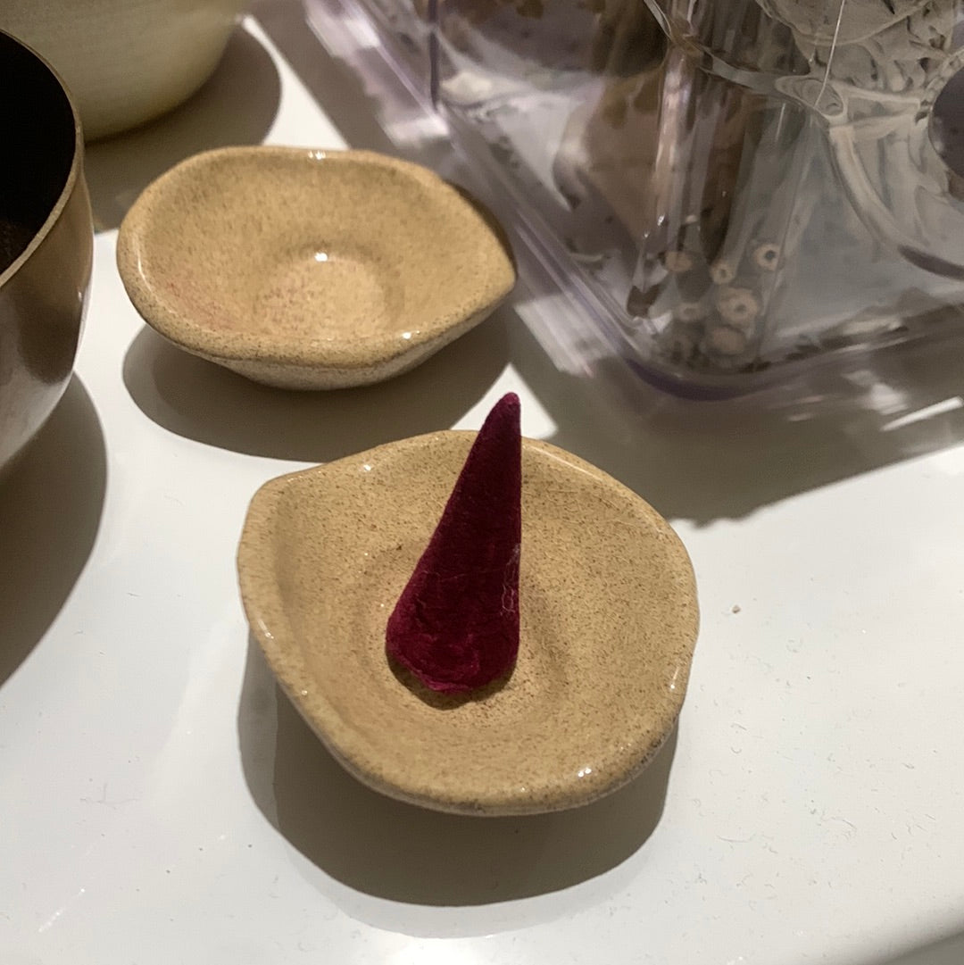 Elbow Incense Smudge Dish